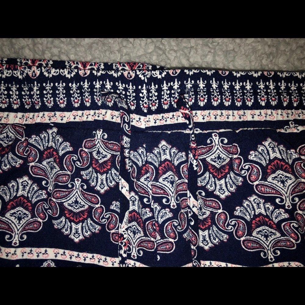 Pants - Picture 3 of 5